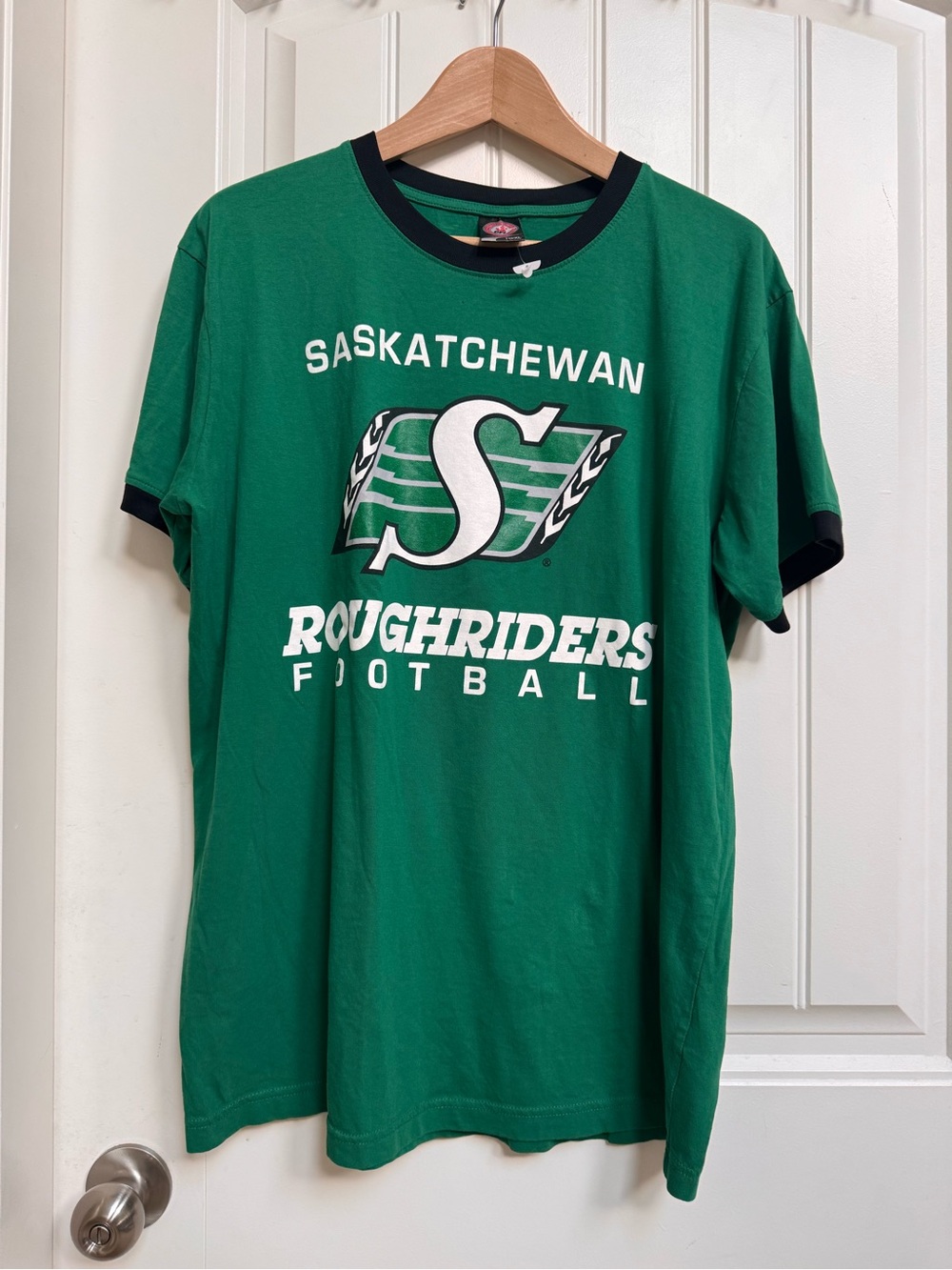 NWOT Saskatchewan Roughriders Logo Ringer T Shirt. XL